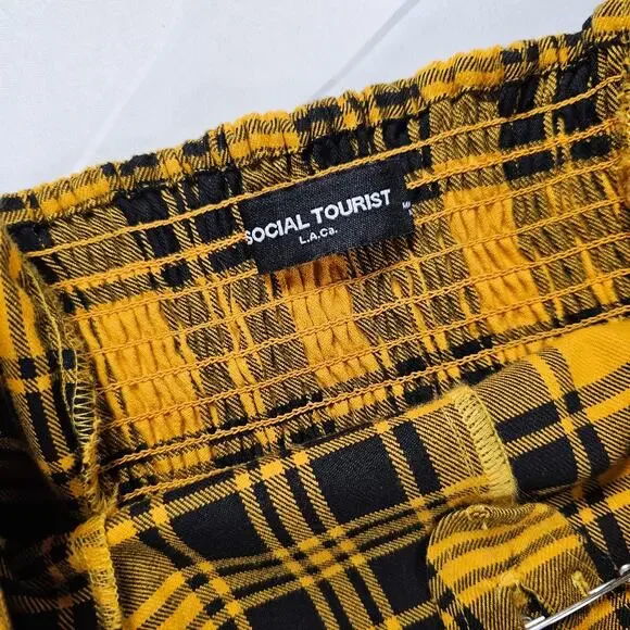 Social Tourist Yellow Plaid Strapless Mini Dress Womens S Smocked Back Lace Trim - Picture 3 of 5